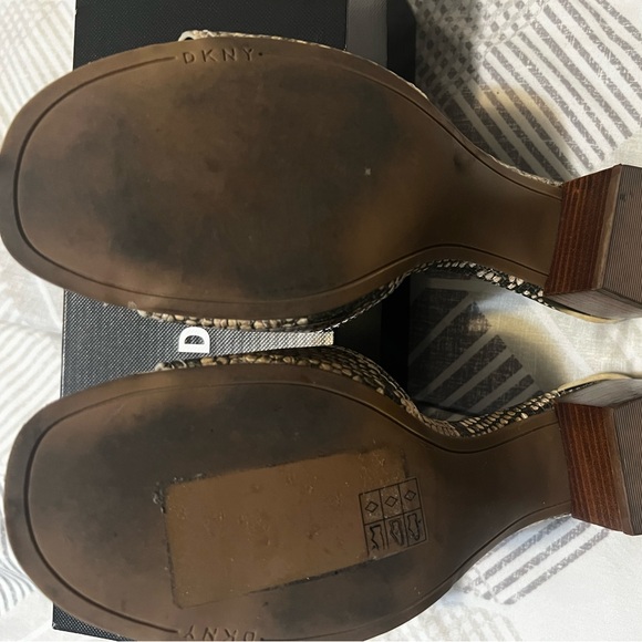 DKNY Python Print Sandal - Picture 4 of 4